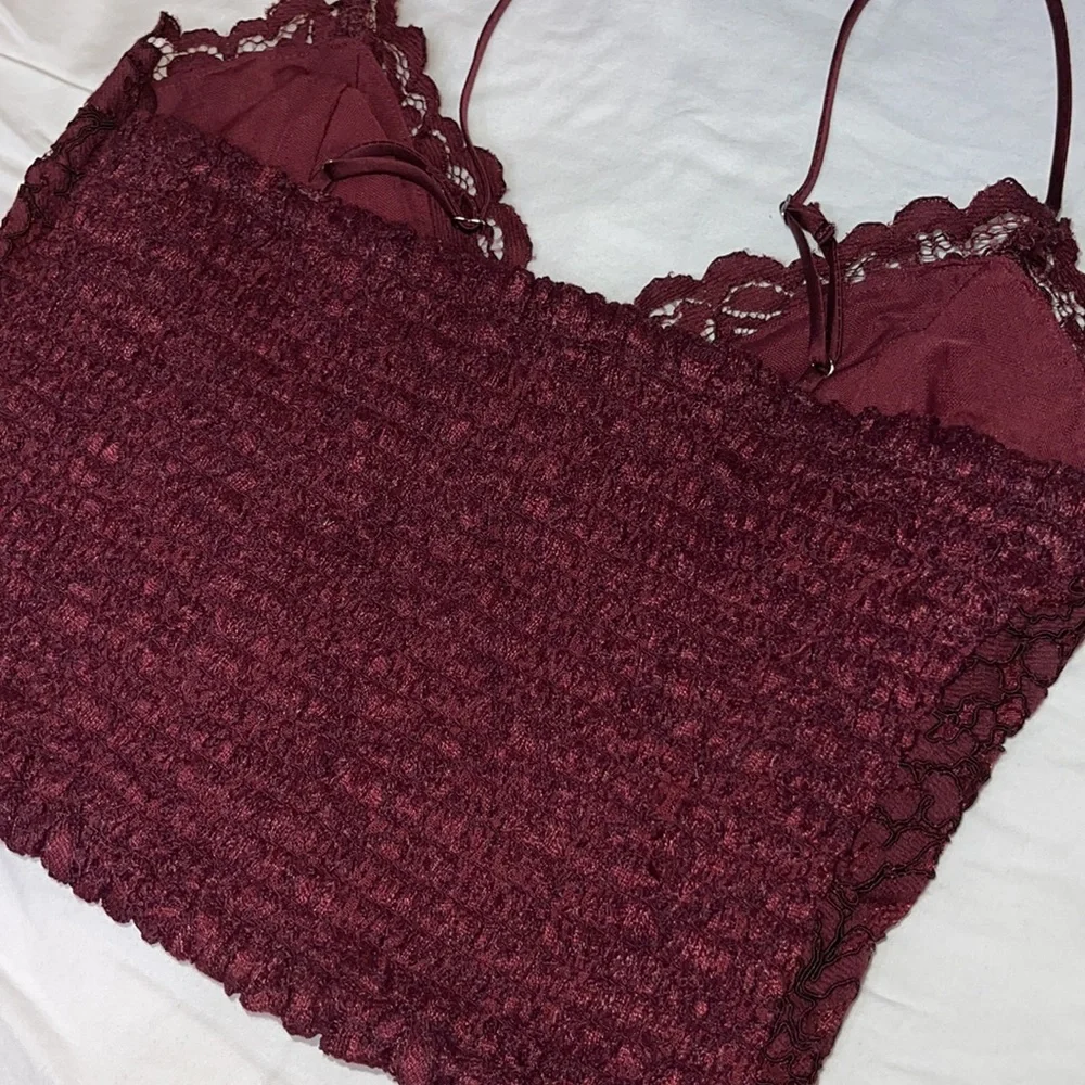 EXPRESS maroon lace spaghetti strap top XS - Picture 3 of 3
